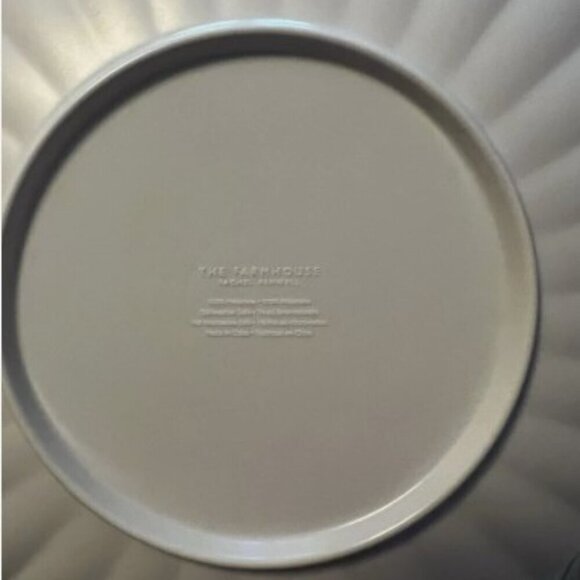 NEW Set of 4 Farmhouse by Rachel Ashwell Melamine Scalloped Salad Plates - Picture 5 of 5